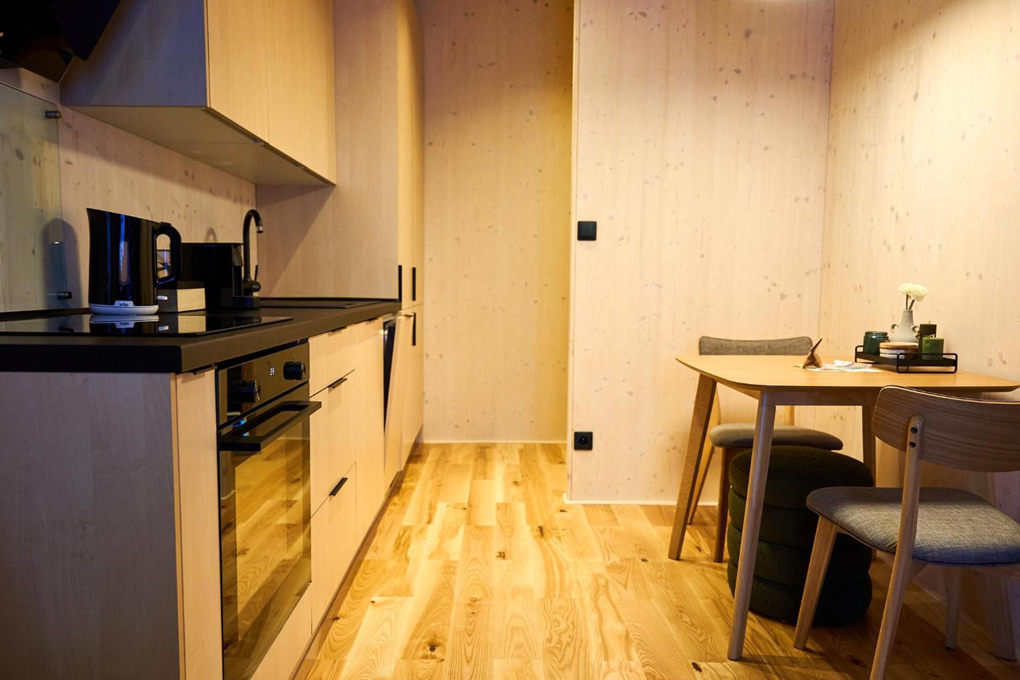 1-Bedroom Apartment Adam With Free Parking デマノブスカ・ドリーナ エクステリア 写真